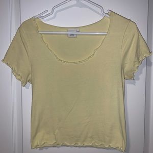 Tilly’s Pastel Yellow Crop Top